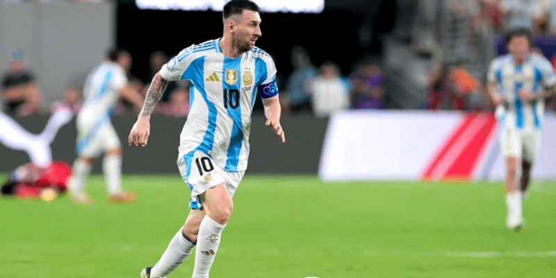 Messi thấp nhưng sở hữu kỹ thuật rê bóng siêu hạng