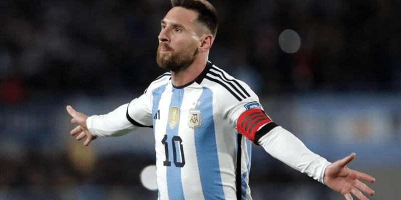 Messi và ngày đầu tiên với đội tuyển Argentina