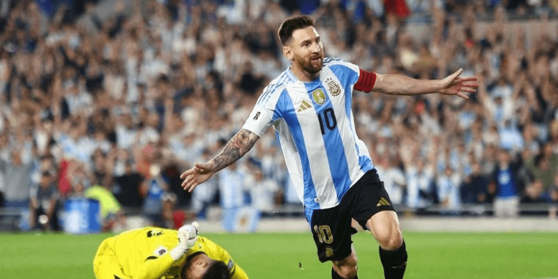 Messi và những kỷ lục hat trick quốc tế