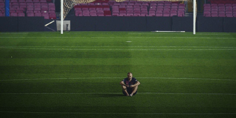 Những cảm xúc nghẹn ngào trong ngày chia tay Camp Nou