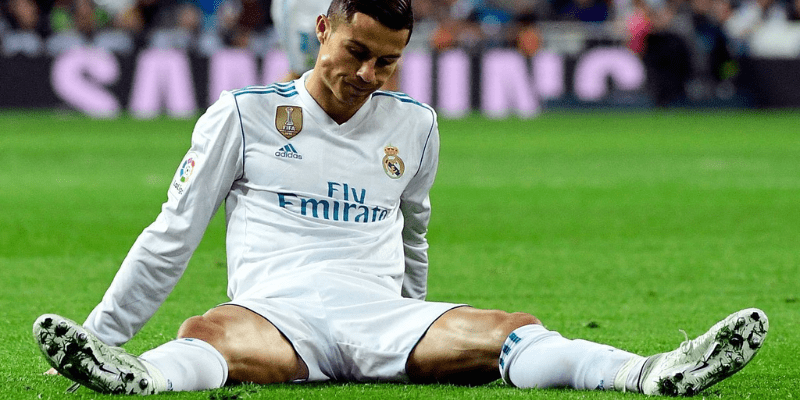 Tại sao Ronaldo không ăn mừng để tôn trọng đội bóng cũ