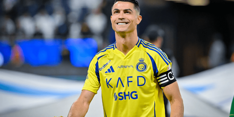 Thành tích và những kỷ lục huyền thoại của Ronaldo