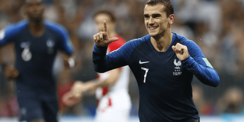 Ý nghĩa cử chỉ chữ “L” trên trán khi Griezmann ăn mừng bàn thắng